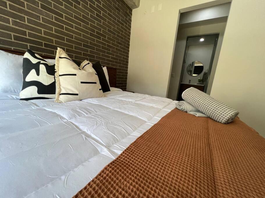 Depa Boho Al Sur Pet Friendly Piscina Gym Sala De Cine Appartement Guadalajara Buitenkant foto